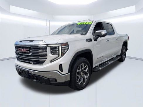 Used 2023 GMC Sierra 1500 SLT w/ SLT Premium Plus Package AWD/4WD image 8