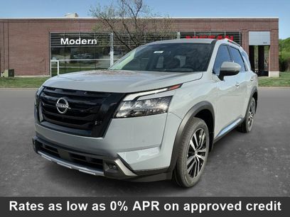 New 2025 Nissan Pathfinder Platinum