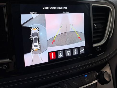 New 2026 Chrysler Pacifica Limited image 20