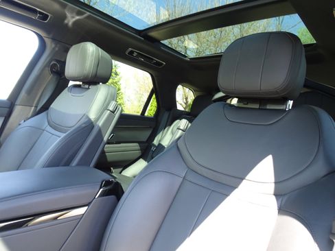 Certified 2024 Land Rover Range Rover Sport Dynamic SE image 14