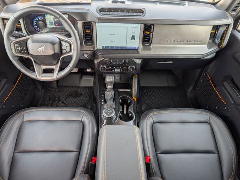 Used 2024 Ford Bronco Badlands AWD/4WD image 5