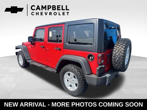 Used 2016 Jeep Wrangler Unlimited Sport w/ Quick Order Package 24S AWD/4WD image 3