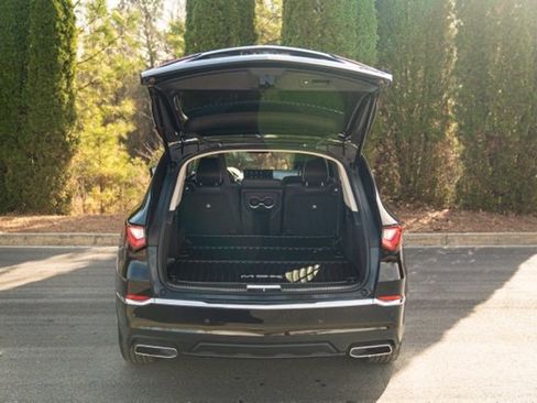 Used 2023 Acura MDX SH-AWD w/ Advance Package image 17