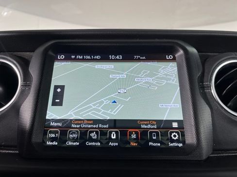 Used 2023 Jeep Wrangler Unlimited Sahara w/ Cold Weather Group AWD/4WD image 31
