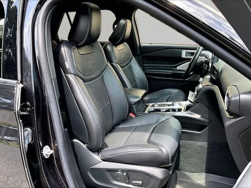 Used 2020 Ford Explorer ST w/ ST Street Pack AWD/4WD image 9