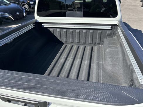 New 2026 Nissan Frontier SV w/ SV Convenience Package AWD/4WD image 13