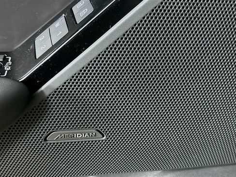 New 2026 Land Rover Range Rover Velar S image 20