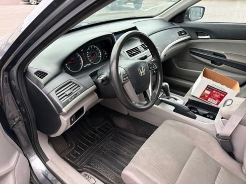 Used 2012 Honda Accord LX image 4