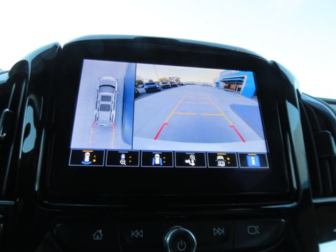 Certified 2022 Chevrolet Traverse Premier w/ LPO, Floor Liner Package image 28