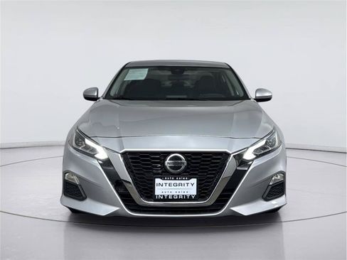 Used 2023 Nissan Altima 2.5 SV FWD image 6