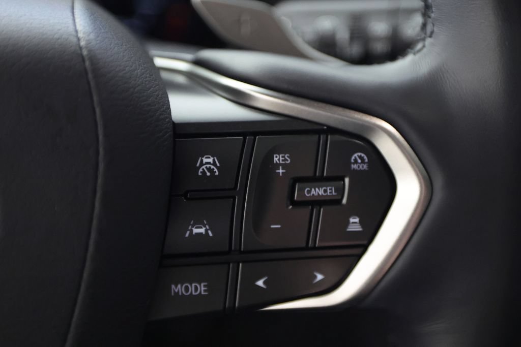 Used 2024 Lexus GX 550 w/ Accessory Package (2T) AWD/4WD image 26