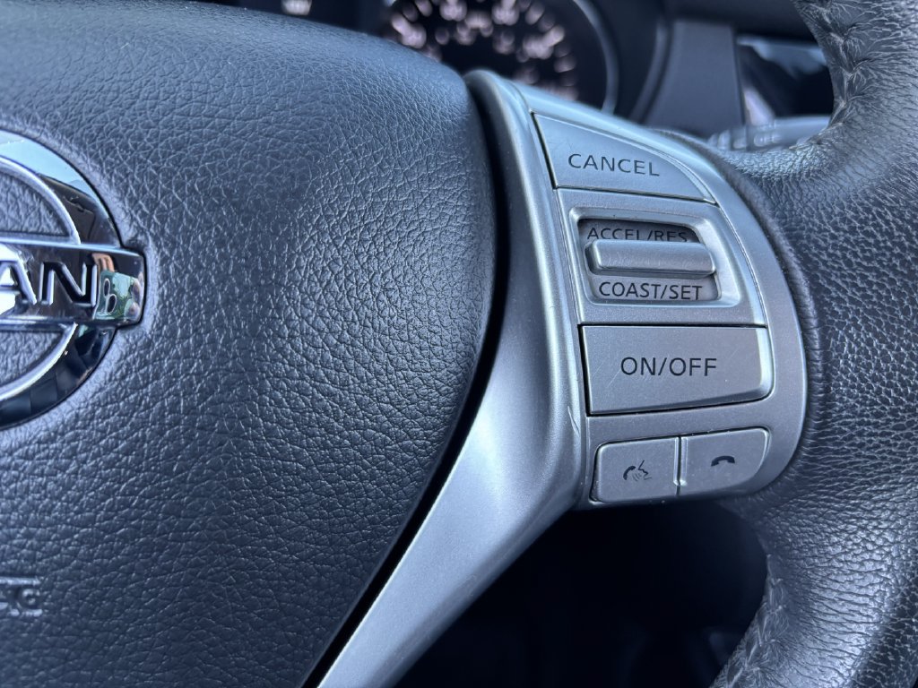 Used 2015 Nissan Rogue SL w/ SL Premium Package AWD/4WD image 15