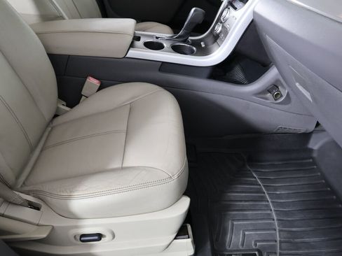 Used 2014 Ford Edge SEL w/ Equipment Group 205A image 27