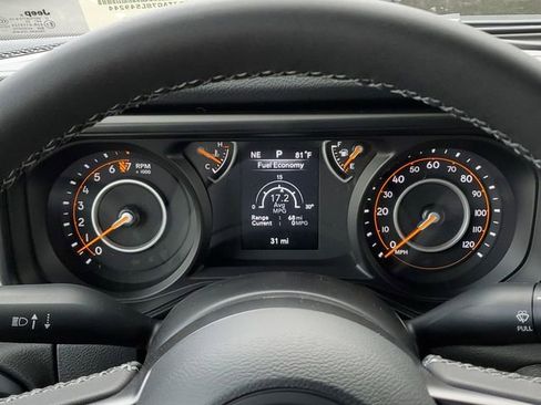 New 2025 Jeep Gladiator Sport image 25