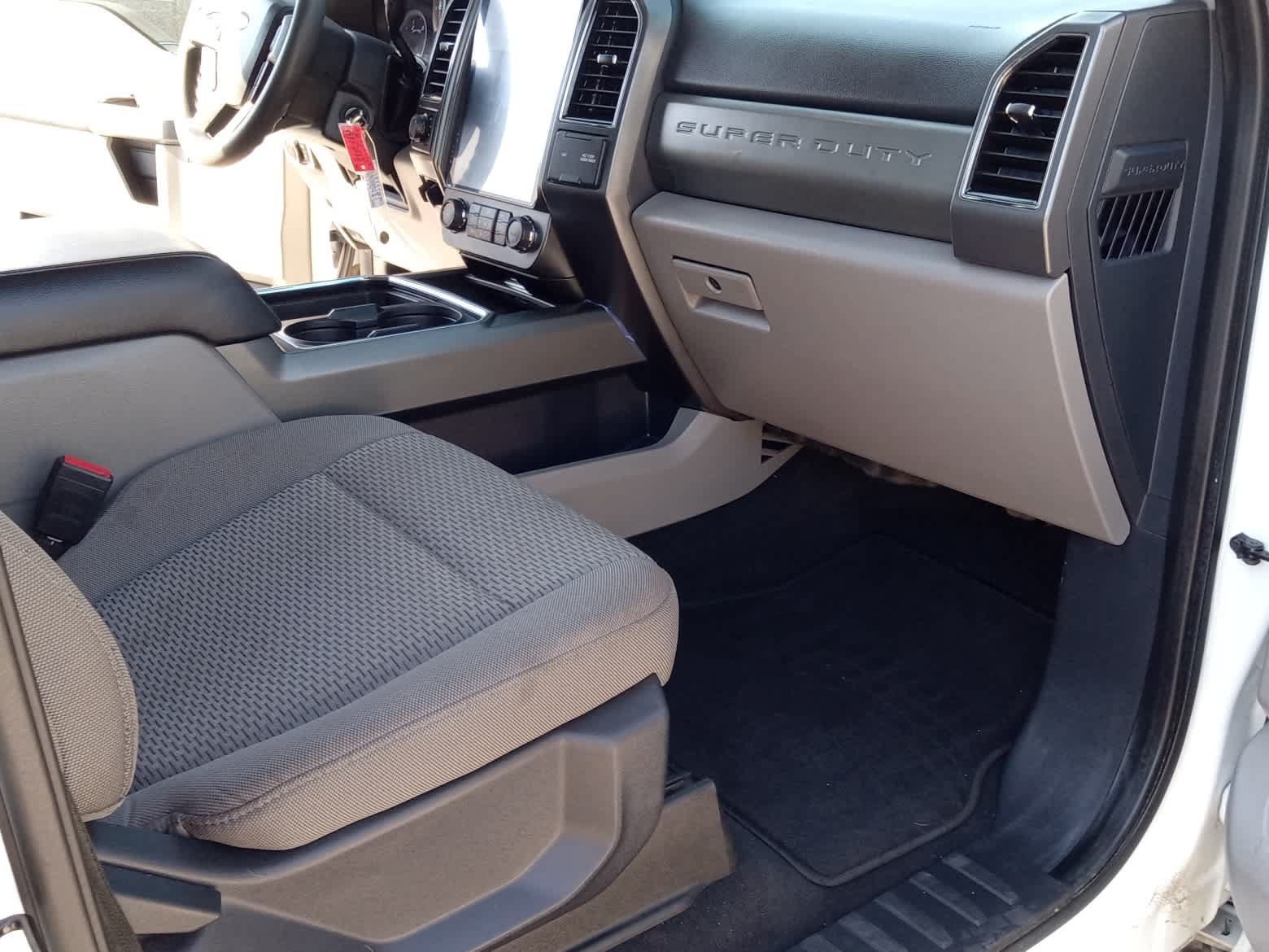 Used 2022 Ford F250 XLT w/ XLT Premium Package AWD/4WD image 39