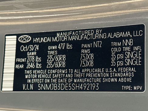 Used 2025 Hyundai Tucson SEL FWD image 12