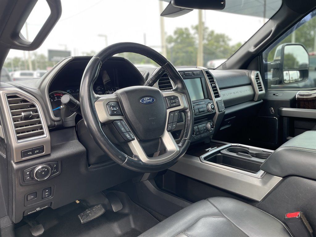 Used 2017 Ford F350 Platinum w/ Platinum Ultimate Package AWD/4WD image 11