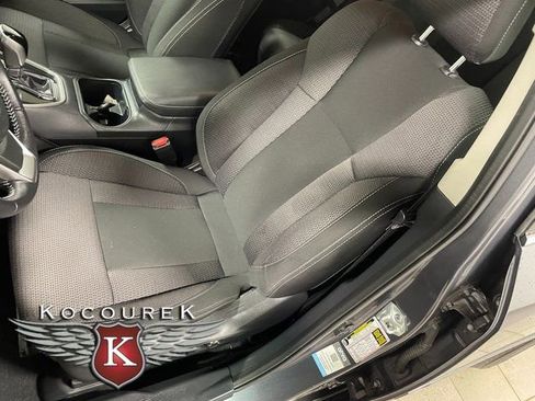Used 2022 Subaru Outback Premium AWD/4WD image 12