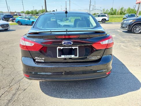 Used 2014 Ford Focus Titanium FWD image 3