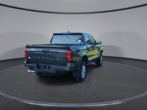 Used 2026 Toyota Tacoma SR5 RWD image 7