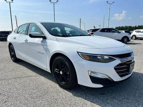 Used 2024 Chevrolet Malibu LS FWD image 8
