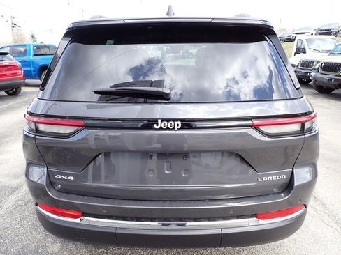 New 2025 Jeep Grand Cherokee Laredo X image 4