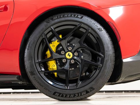 Certified 2018 Ferrari 812 Superfast RWD image 20