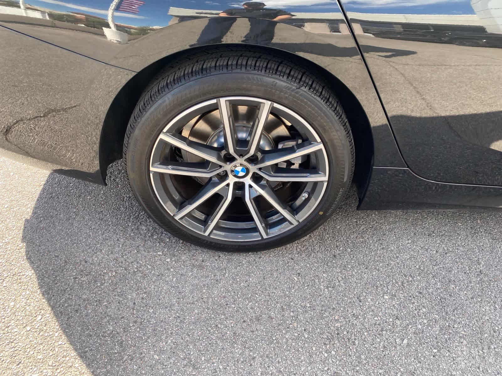 Used 2020 BMW 330i Sedan w/ Premium Package RWD image 5