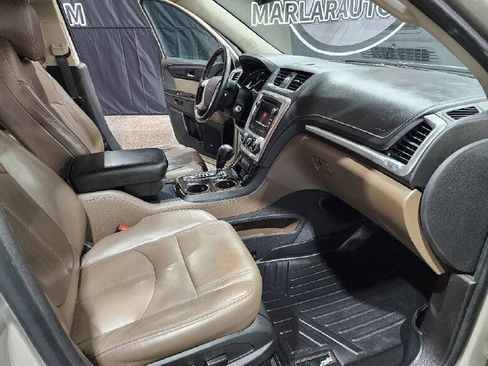 Used 2016 GMC Acadia SLT image 14
