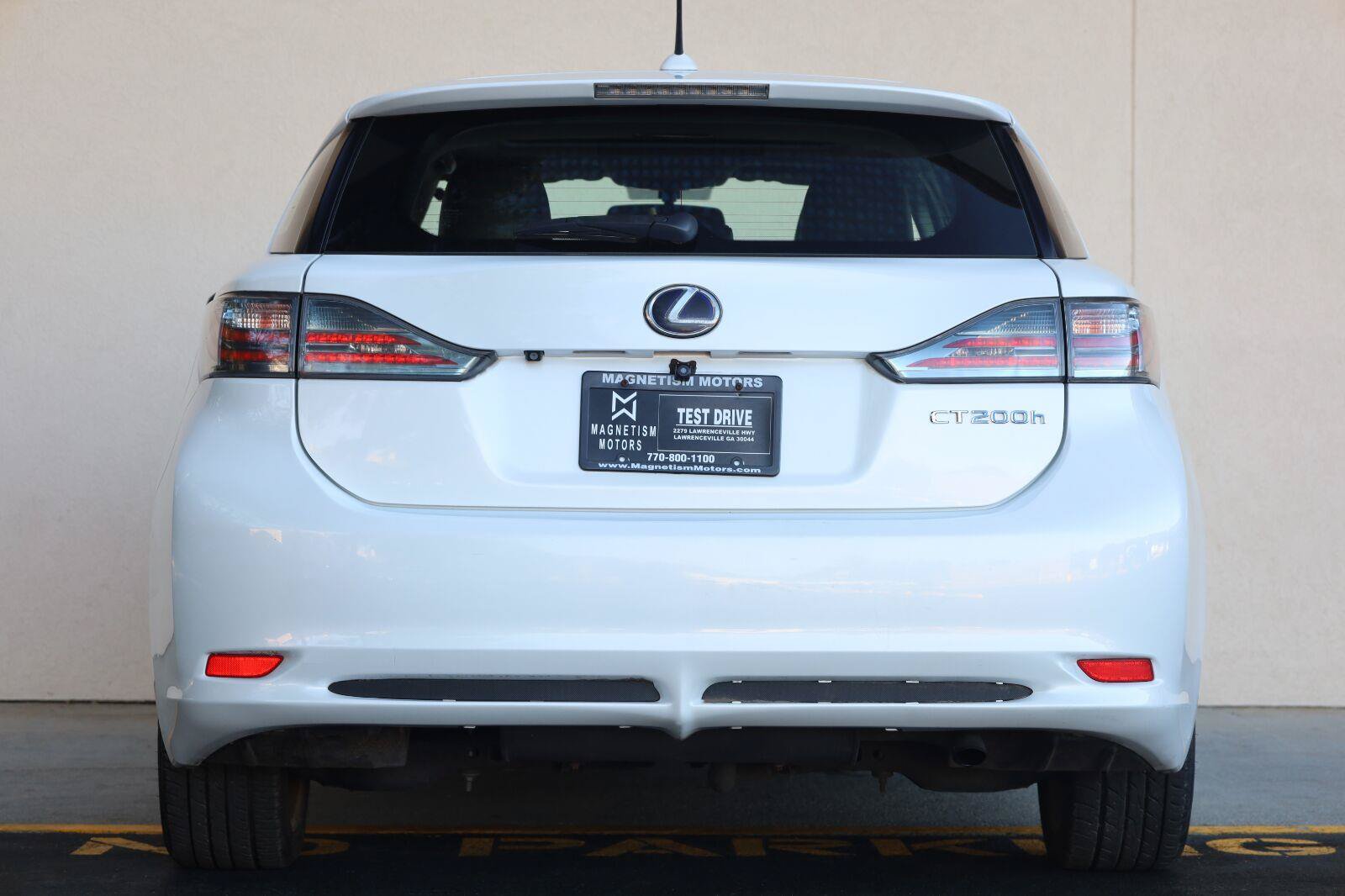 Used 2011 Lexus CT 200h Premium w/ Premium Audio Pkg FWD image 10