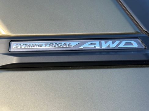 Certified 2025 Subaru Forester Limited image 6