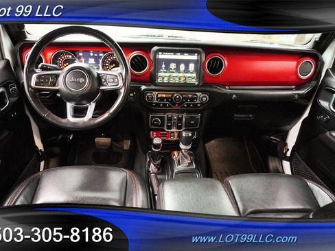 Used 2020 Jeep Gladiator Rubicon image 2