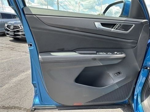 Used 2024 Volkswagen Atlas Cross Sport SEL Premium R-Line image 16