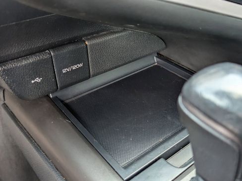 Used 2021 Toyota Camry SE image 15