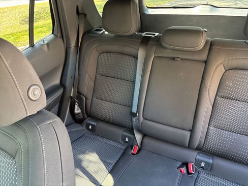 Used 2025 Chevrolet Equinox LT image 34