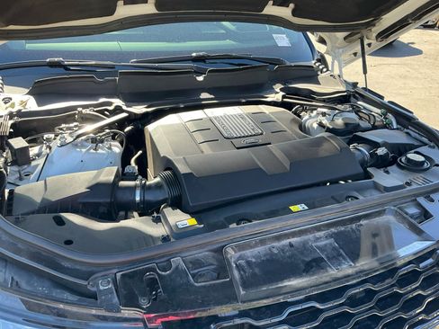 Used 2018 Land Rover Range Rover Sport Supercharged image 22