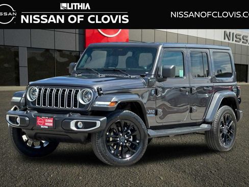 Used 2025 Jeep Wrangler Unlimited Sahara AWD/4WD image 1