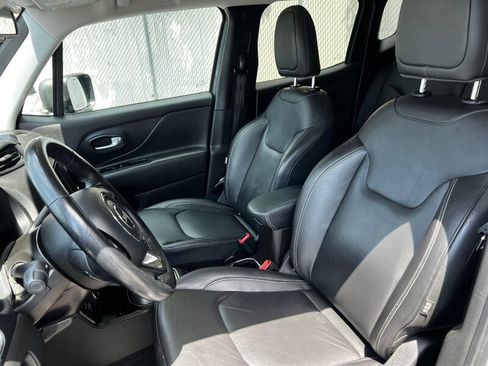 Used 2020 Jeep Renegade Limited AWD/4WD image 18