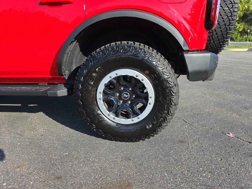 Used 2024 Ford Bronco Outer Banks w/ Sasquatch Package AWD/4WD image 35