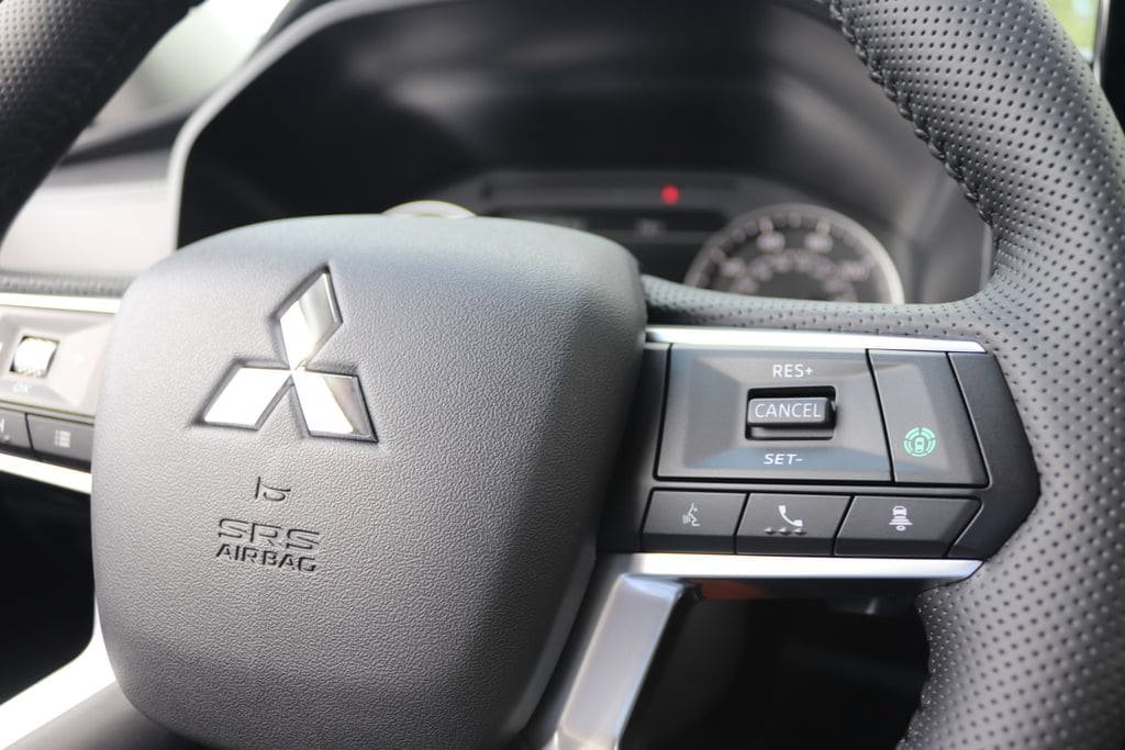 New 2026 Mitsubishi Outlander SE AWD/4WD image 23