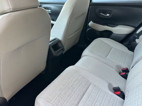 Certified 2026 Honda HR-V LX image 13