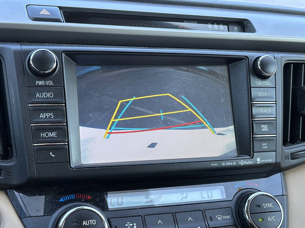Used 2017 Toyota RAV4 XLE FWD image 11