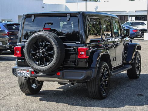 Used 2021 Jeep Wrangler Unlimited Sahara w/ Safety Group image 6