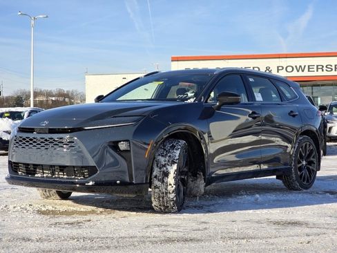 New 2025 Toyota Crown Signia image 27