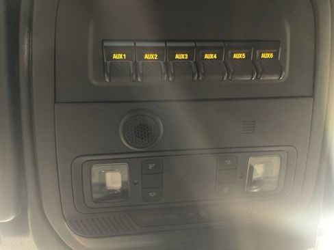 Used 2023 Ford Bronco Badlands AWD/4WD image 35