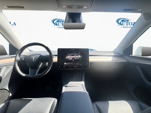 Used 2023 Tesla Model Y AWD image 13