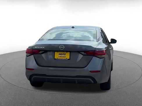 Used 2025 Nissan Sentra SV FWD image 11