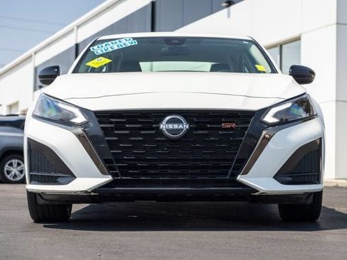 Used 2024 Nissan Altima 2.5 SR FWD image 42