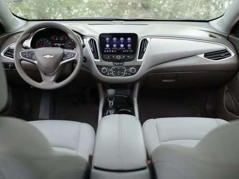 Used 2023 Chevrolet Malibu LT FWD image 18