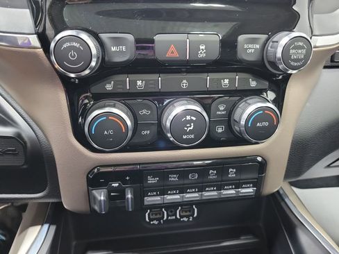 Used 2022 RAM 2500 Laramie AWD/4WD image 47